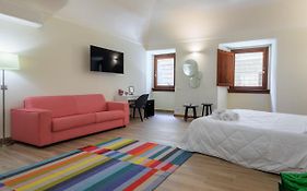 Mater Rooms&Suites, Self Check In